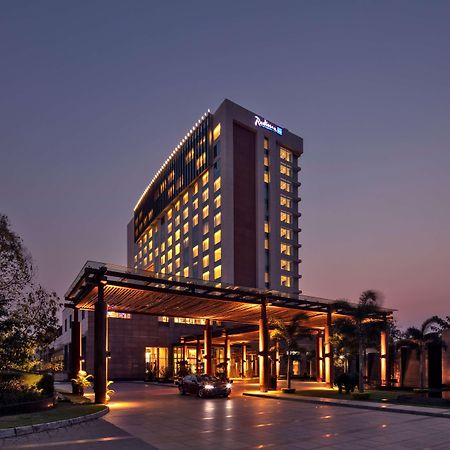 Radisson Blu Hotel Guwahati Exterior foto The Royal