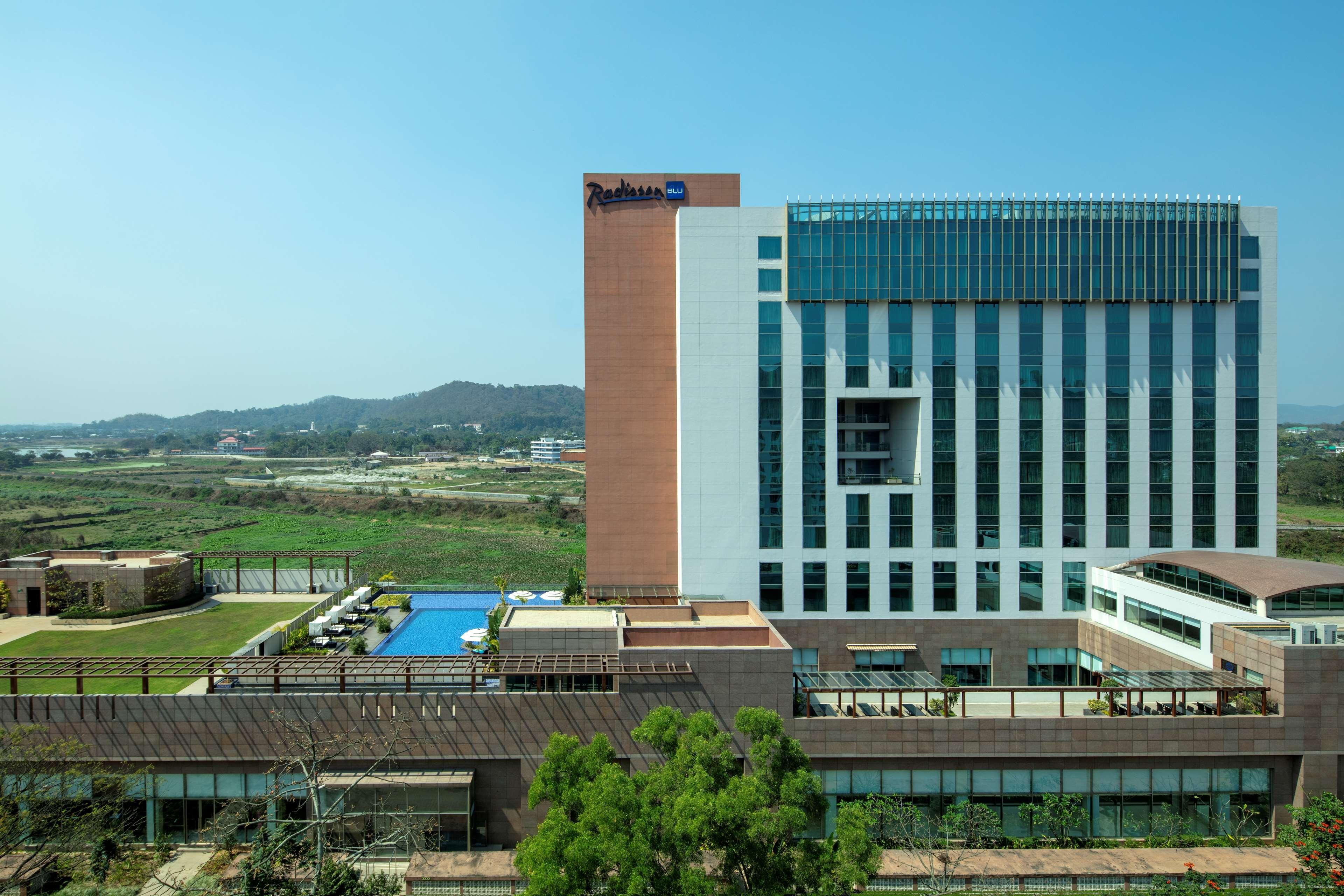 Radisson Blu Hotel Guwahati Exterior foto Radisson Blu Hotel, Kathmandu